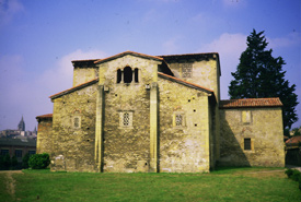 Iglesia de Santullano